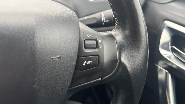 Peugeot 2008 1.6 BlueHDi 120 Feline 5dr [Mistral] Diesel Estate